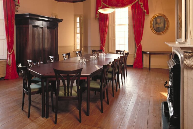 Schuren en oliën parketvloer - Slot Zuylen