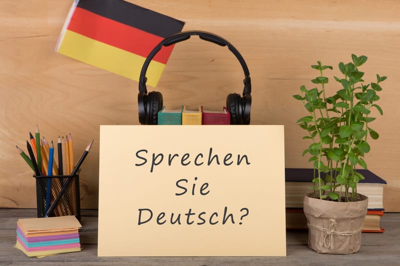 SPRACHEN LERNEN & KOMMUNIKATION