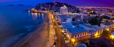 Travel the longest Malecon in the world