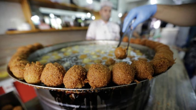 Falafel platter