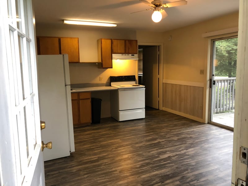 1 bedroom duplex at 1735 Edgewater Road, Apt 3