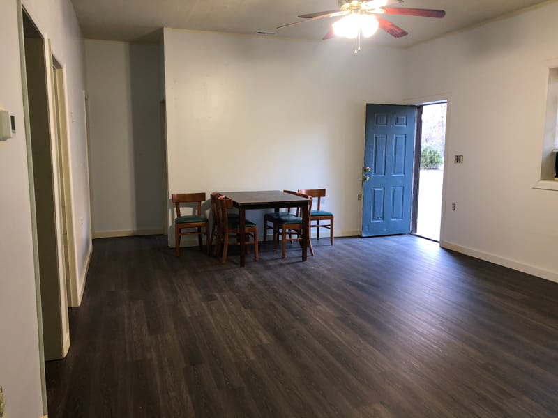 3 Bedroom, 2 bathroom at 1571 Edgewater Road, Apt 6