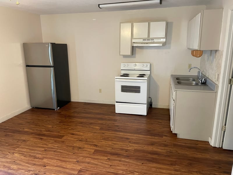 1 bedroom duplex at 1713 Edgewater Road, Apt 2