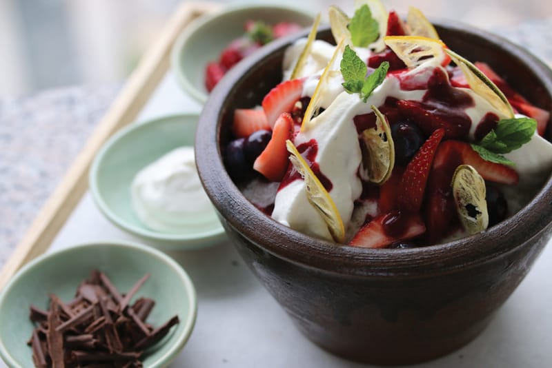 Mixed berries Bingsu