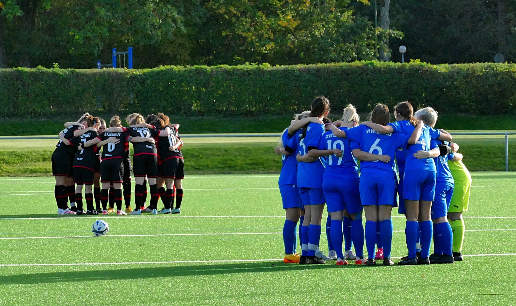 1. Frauenmannschaft: Bann gebrochen - Kantersieg für TSV Frauen