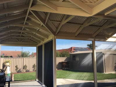 Is Sunlight Actually Prevented by a Pergola?