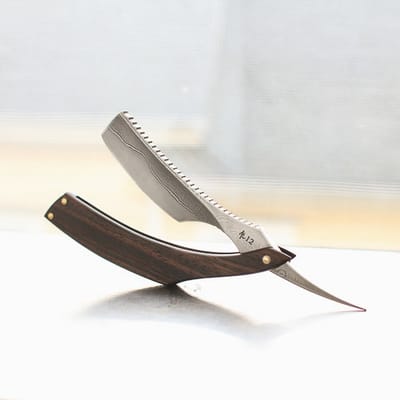 Why Straight Razors Work Best for Men? image