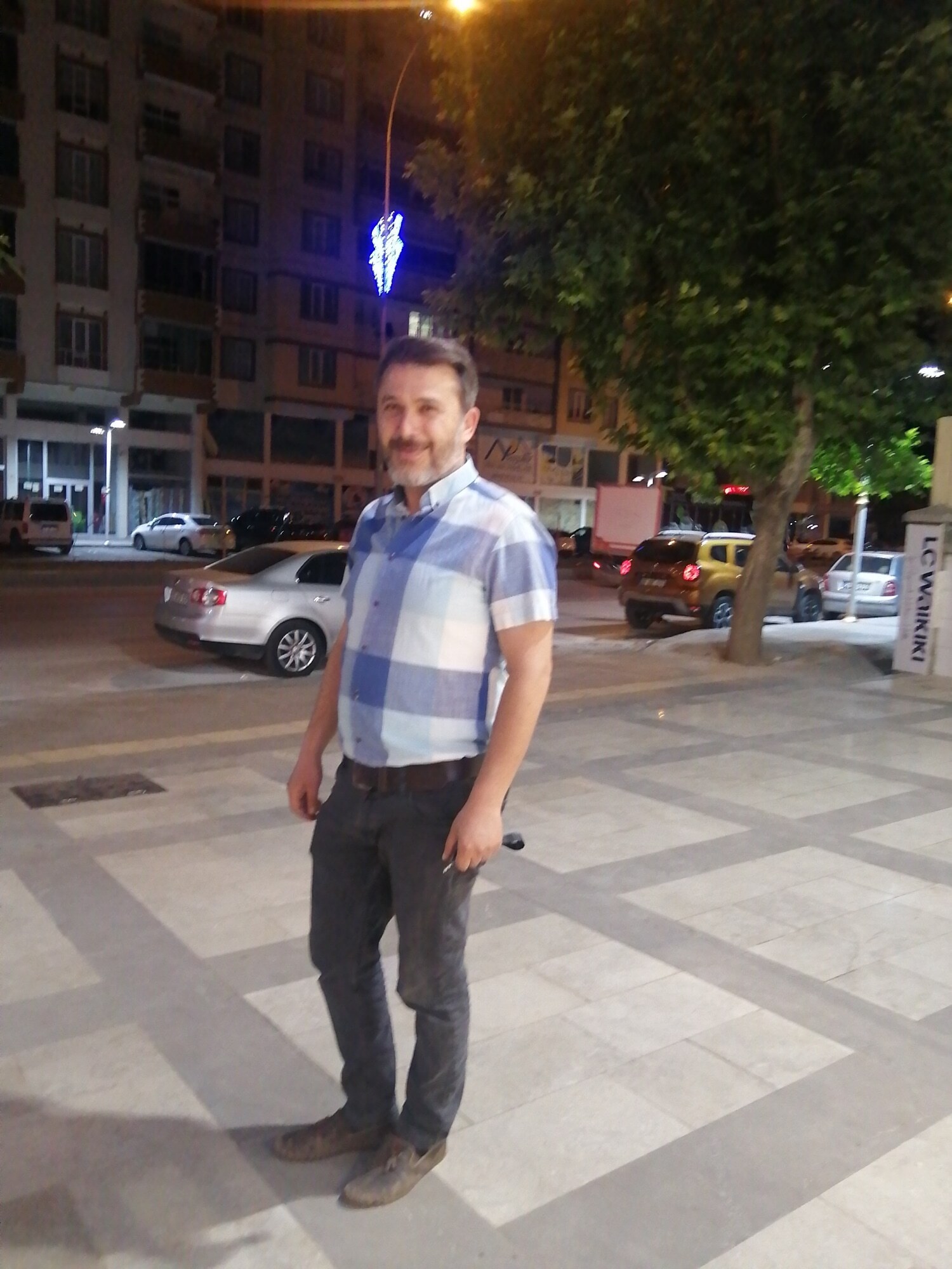 Hakan Buğrul Sağlık Memuru
